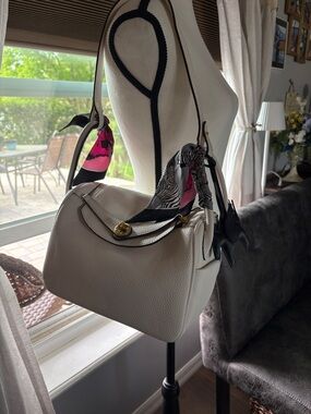 Lindy Cream Leather doctor bag